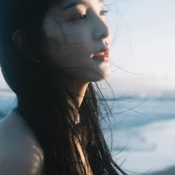 索非亚封面